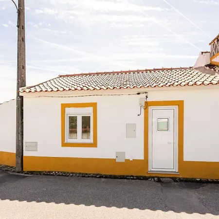 Country Pool House 27