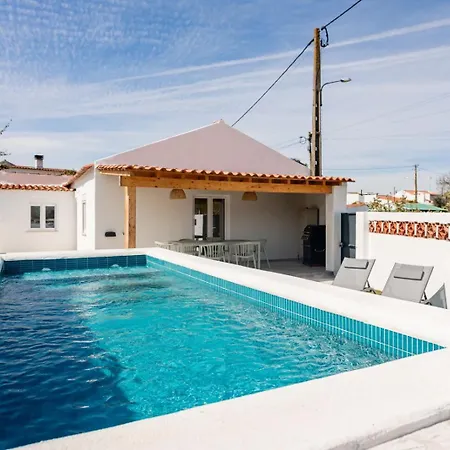 Country Pool House 27 度假居