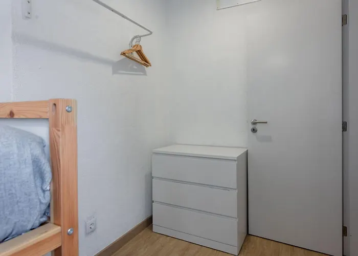 Country Pool House 27